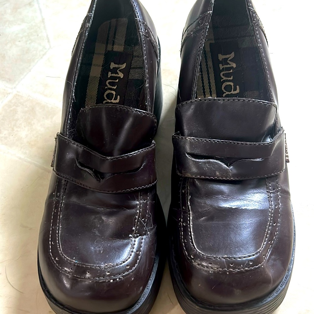 Mud chunky shoes size 6 1/2 brown maybe worn twice
